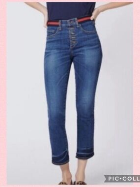 🌸Veronica Beard “Carolyn” Boot Cut Jeans🌸